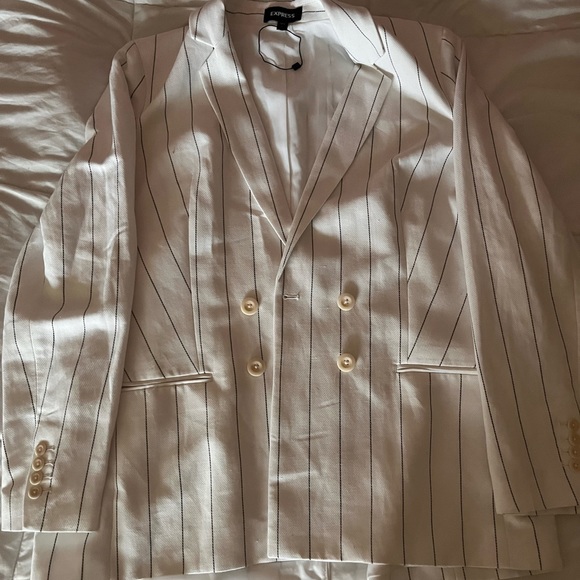 Express pin stripe Blazer Women’s - Picture 4 of 4